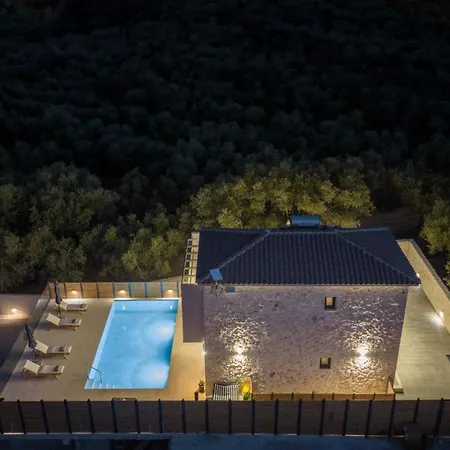 Villa Jk With Private Pool Lithakiá