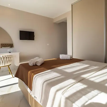 Jk With Private Pool * Lithakia (Zakynthos)